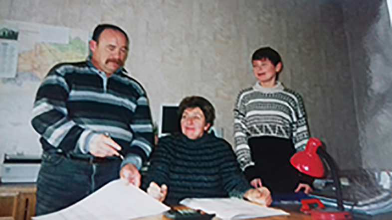 Тамара Сопот с коллегами Петром Власенко и Инной Синициной, конец 90-х