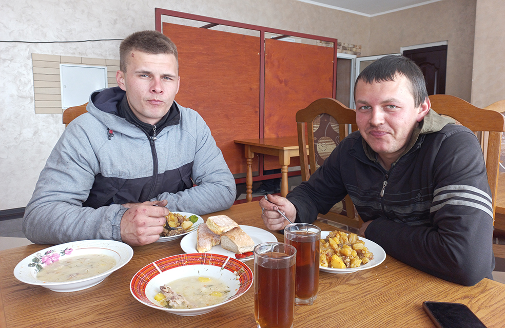 В столовой ОАО 