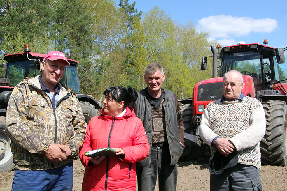 Михаил Анисимов, Олег Лавда, Александр Камеш и Татьяна Некрашевич