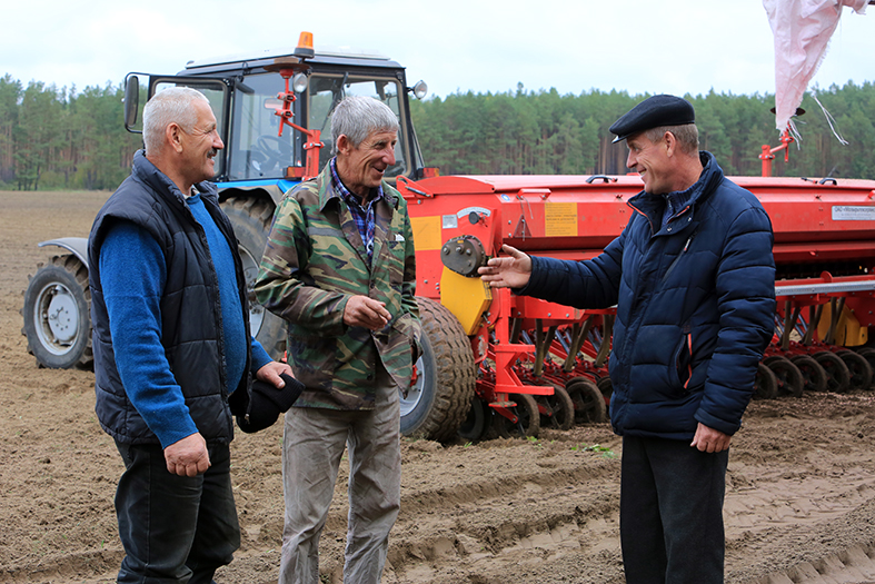 Петр Ешин, Владимир Бондаренко и Владимир Гриб