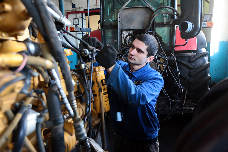 Роман Харлан