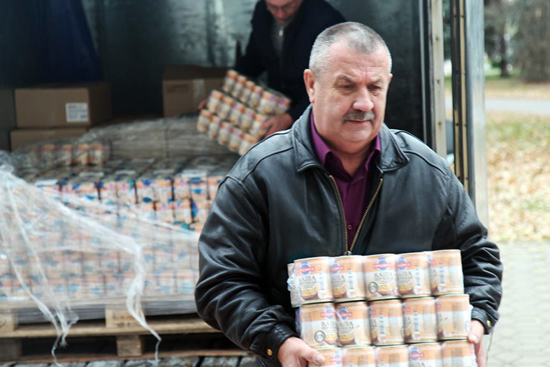 c8c20dab8cd48c07daaab21cd2082aa2-1