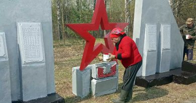 памятник погибшим землякам Клинск