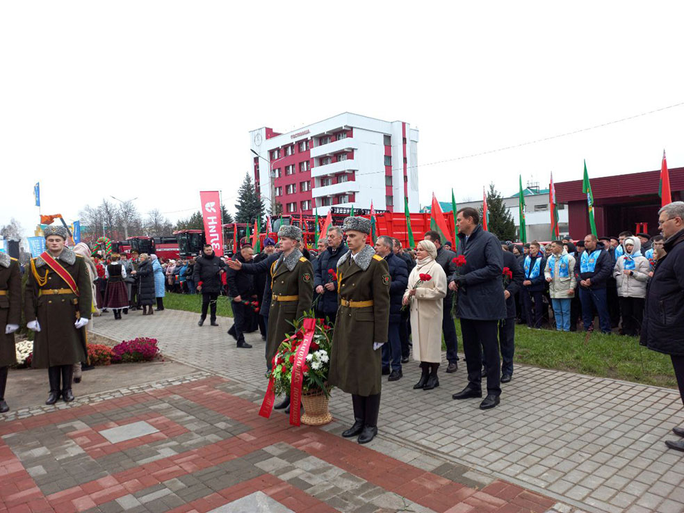 photo_2023-11-18_11-40-27