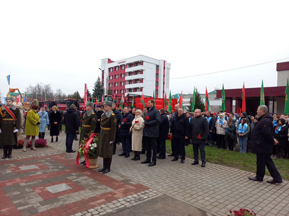 photo_2023-11-18_11-40-28