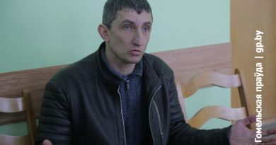 Юрий Ганцевич объясняется в суде по поводу кражи стройматериалов в магазине. Февраль 2020 года.